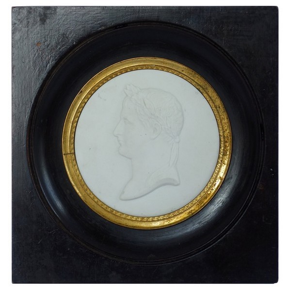 Miniature portrait of Emperor Napoleon Ier, Sevres porcelain biscuit - signed