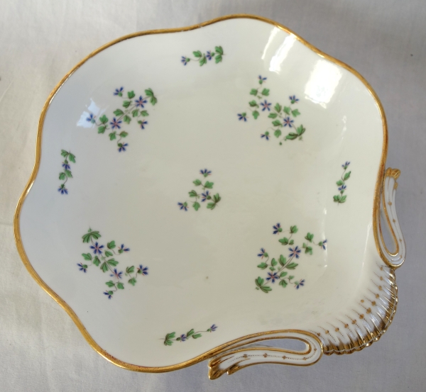 Manufacture Dihl et Guerhard - paire de corbeilles à pain en porcelaine décor aux barbeaux - signée