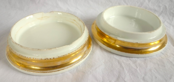 Paire de grands cache-pots en porcelaine de Paris d'époque Restauration - vers 1840