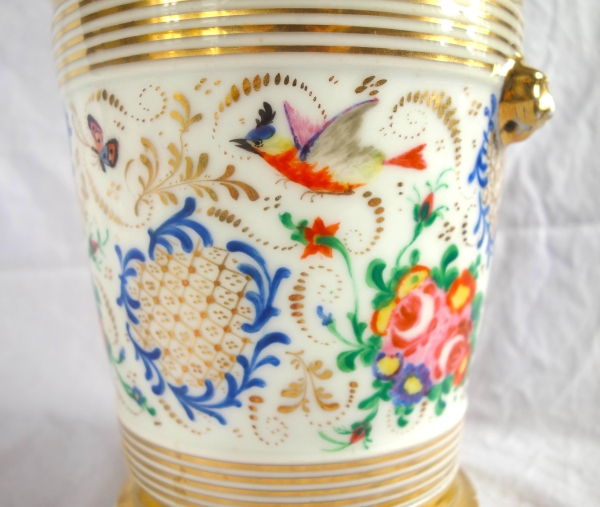 Paire de grands cache-pots en porcelaine de Paris d'époque Restauration - vers 1840