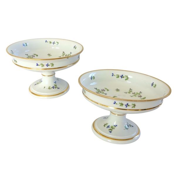 Paire de compotiers en porcelaine, décor aux Barbeaux - début XIXe attribuée à Dihl & Guerhard