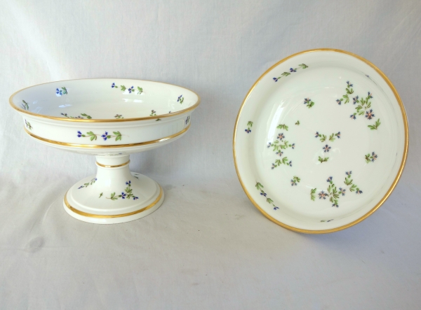 Paire de compotiers en porcelaine, décor aux Barbeaux - début XIXe attribuée à Dihl & Guerhard