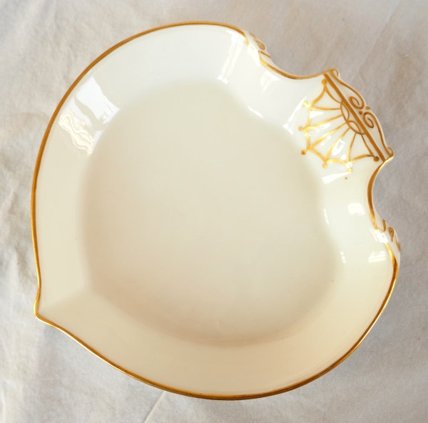 Nast : pair of Paris porcelain bread dishes enhanced with fine gold - early 19th century