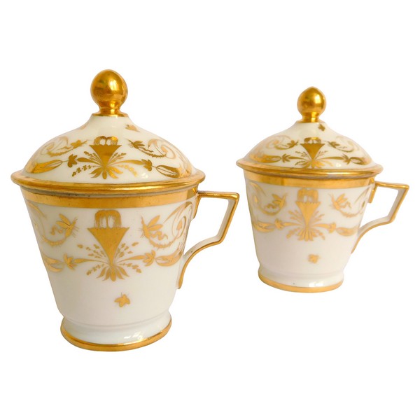 Manufacture de Locré - paire de pots à crème d'époque Consulat ou Empire en porcelaine dorée