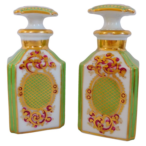 Pair of Paris porcelain perfume bottles in the taste of Jacob Petit - 15cm