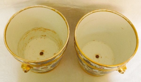 Paire de grands cache-pots en porcelaine de Paris d'époque Restauration