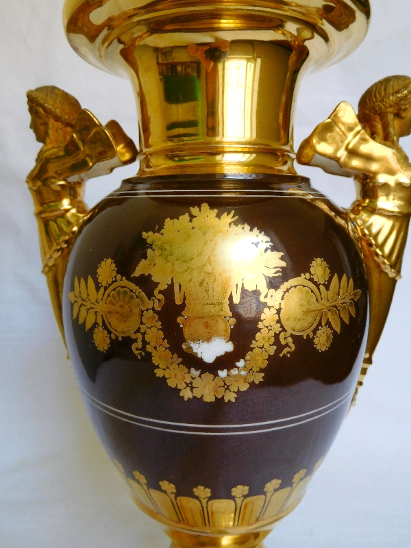 Grande paire de vases en porcelaine d'époque Empire - Manufacture Felly - 37cm