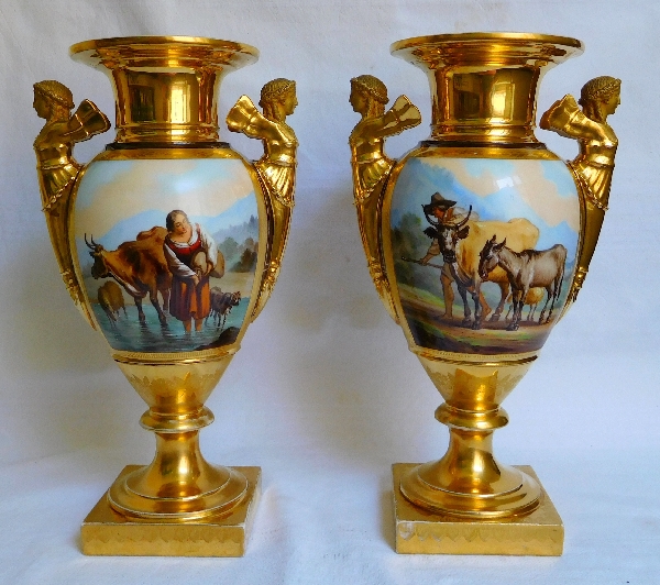 Grande paire de vases en porcelaine d'époque Empire - Manufacture Felly - 37cm