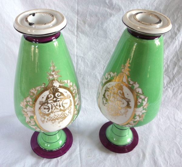 Paire d’importants vases d’ornement en porcelaine de Paris d’époque Napoléon III