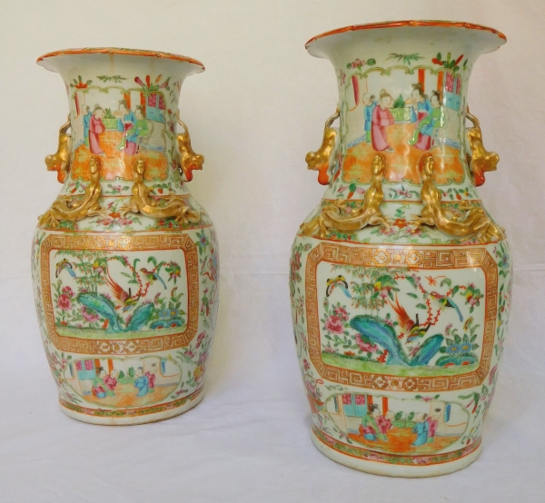 Pair of fine rose Canton porcelain vases / potiches, 19th century - 36cm