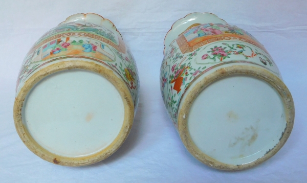 Pair of fine rose Canton porcelain vases / potiches, 19th century - 36cm