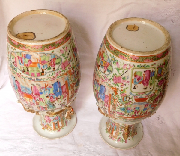 Pair of fine rose Canton porcelain vases / potiches, 19th century - 42cm