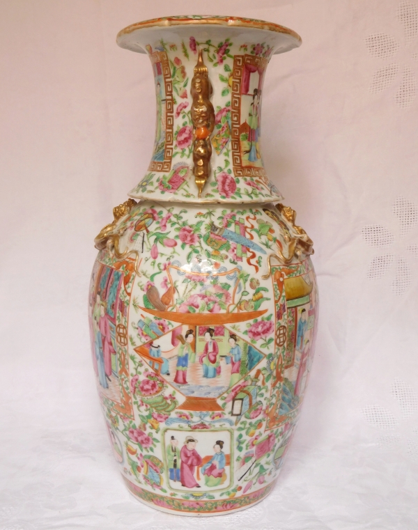 Pair of fine rose Canton porcelain vases / potiches, 19th century - 42cm