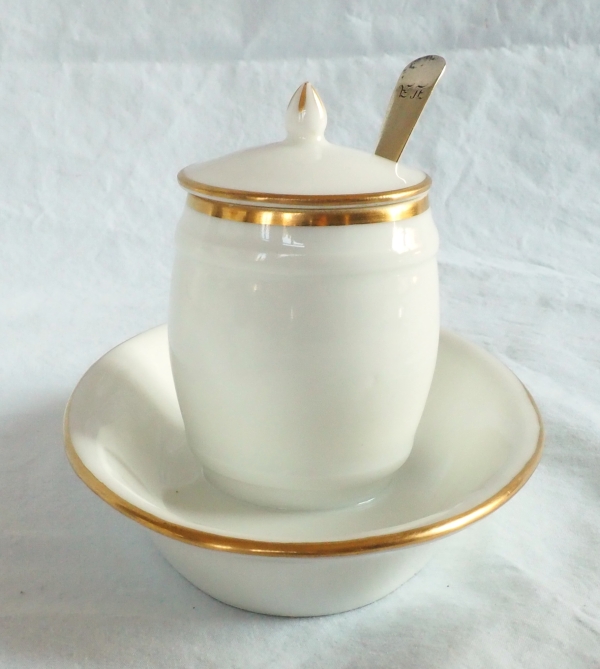 Nast : pair of Empire Paris porcelain mustard pots enhanced with fine gold - early 19th century