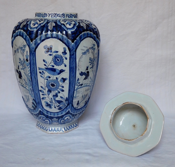 Pair of large Delft earthenware potiches / vases, blue Chinese decoration - 19th century