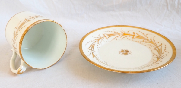 Paire de grandes tasses à petit-déjeuner / à chocolat en porcelaine de Paris - XVIIIe siècle - époque Directoire