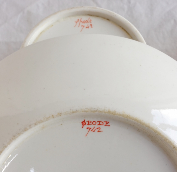 Manufacture Spode : pair of coffee cups, late 18th century circa 1790 - signed
