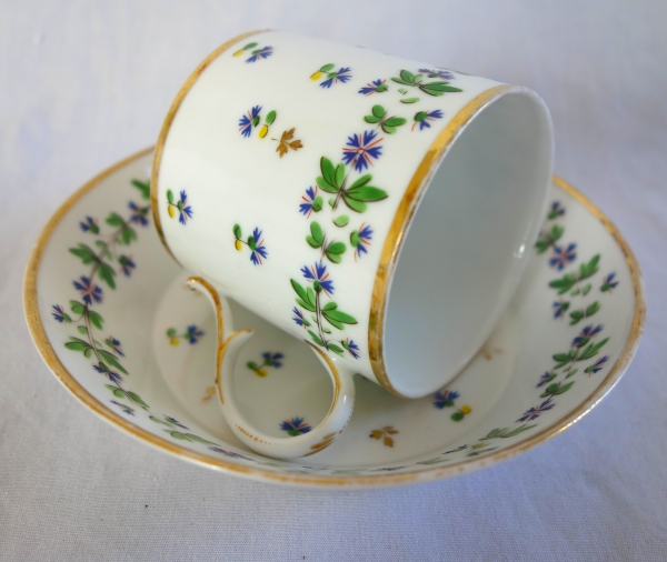 Manufacture du Duc d'Angoulême - paire de tasses litron aux Barbeaux en porcelaine XVIIIe signées