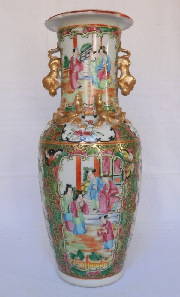 Pair of fine Canton porcelain vases / potiches, 19th century circa 1880