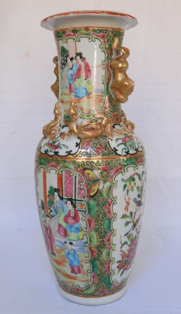 Pair of fine Canton porcelain vases / potiches, 19th century circa 1880