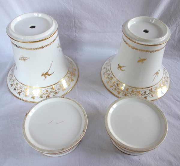 Pair of Empire Paris porcelain trumpet-shaped vases / planters, early 19th century