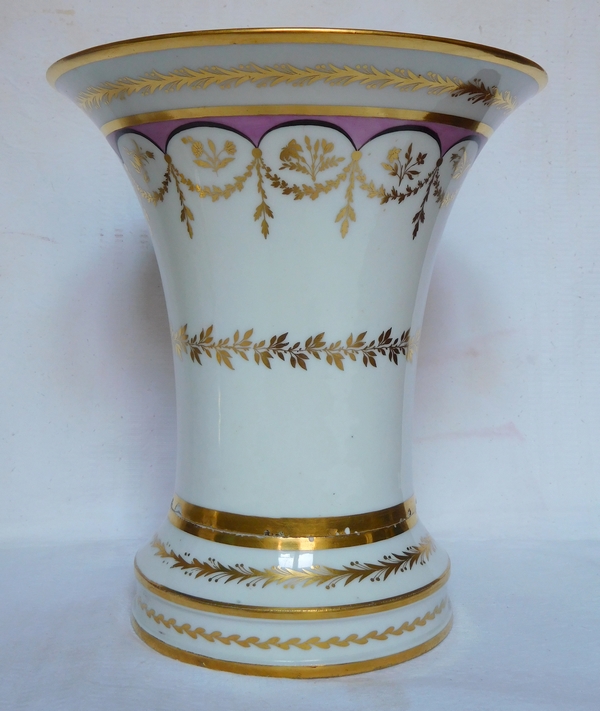 Paris porcelain planters enhanced with fine gold, Empire period (early 19th century)