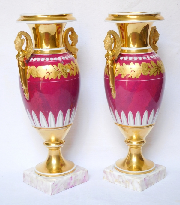 Pair of Empire Paris porcelain vases - purple color and fine gold decoration - 28cm