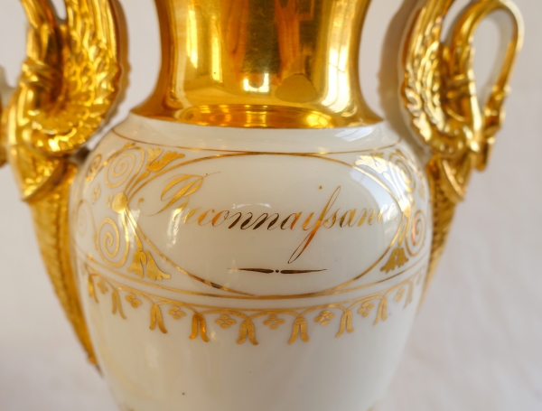 Pair of Empire Paris porcelain vases enhanced with fine gold, early 19th century