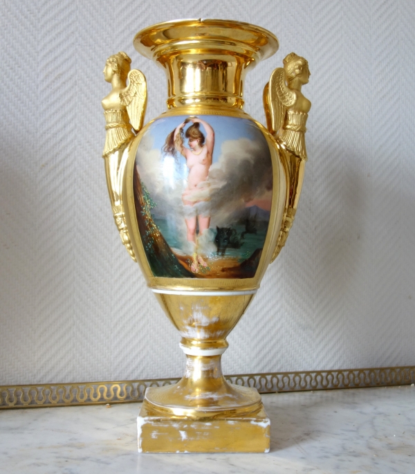 Paire de grands vases en porcelaine d'époque Empire - allégories de l'air et de l'eau - 38,5cm