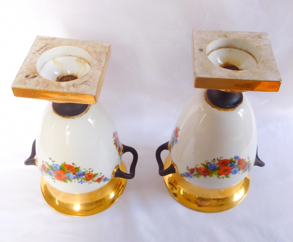 Pair of Paris porcelain Medicis vases, Empire period - early 19th century circa 1820