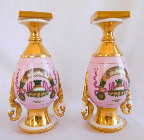 Pair of Paris porcelain Empire vases, pink background enhanced with fine gold, early 19th century