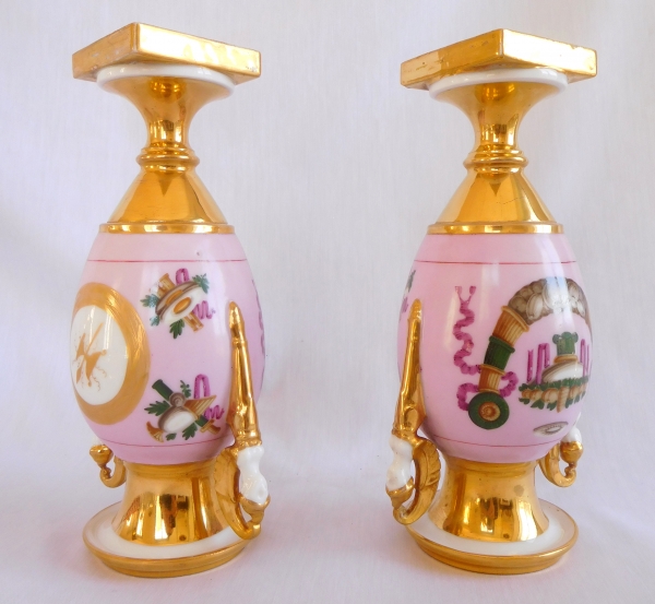 Pair of Paris porcelain Empire vases, pink background enhanced with fine gold, early 19th century