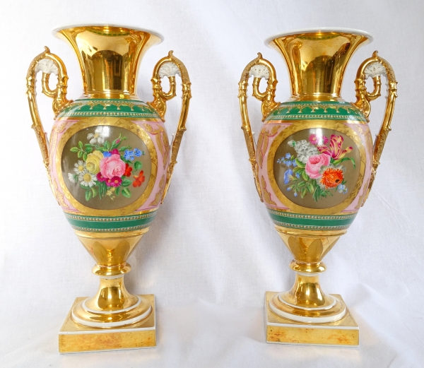 Safronov Manufacture in Moscow - Russia : pair of large Empire porcelain vases, circa 1830 - 35cm