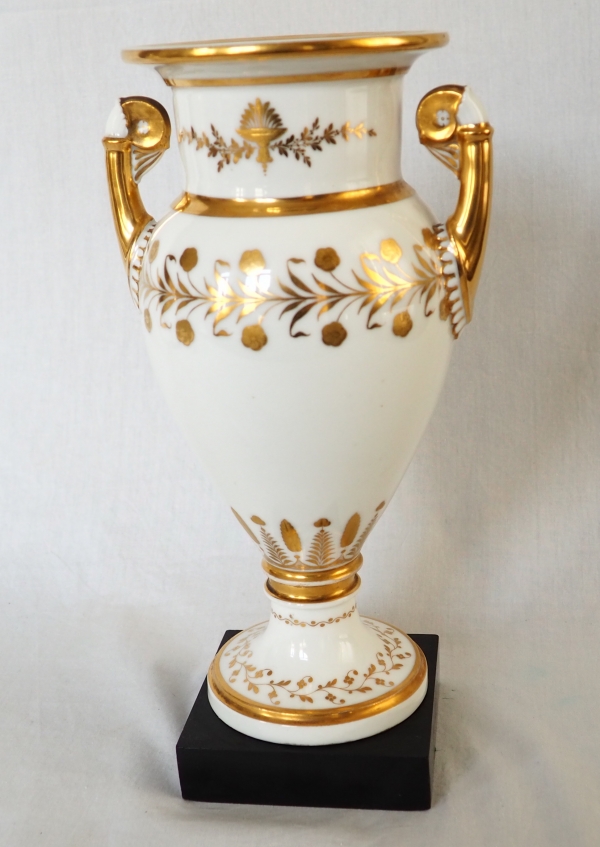 Sevres Manufacture : pair of tall porcelain vases enhanced with fine gold, marble base