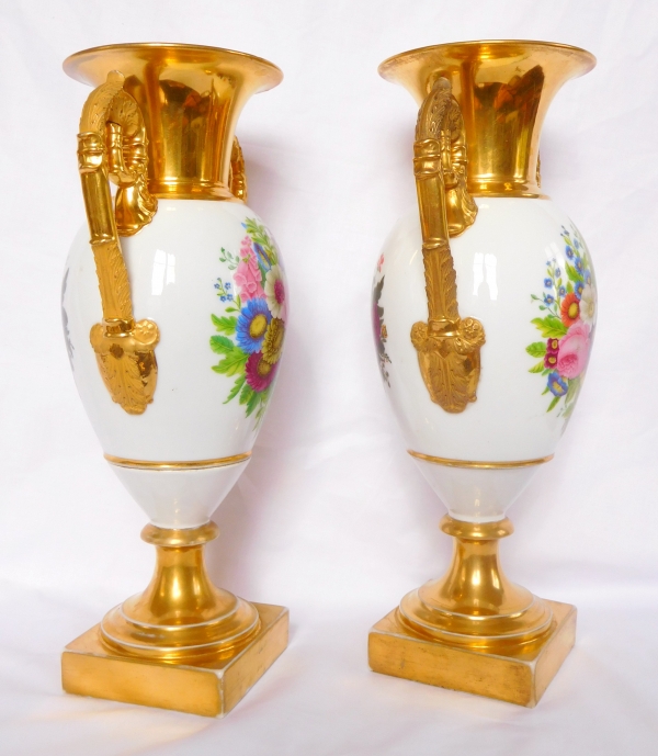 Pair of tall Empire porcelain ornamental vases, early 19th century circa 1820 - 36cm