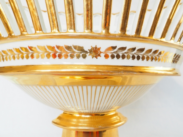 Pair of Empire Paris porcelain reticulated cups gilt with fine gold - attributed to Nast