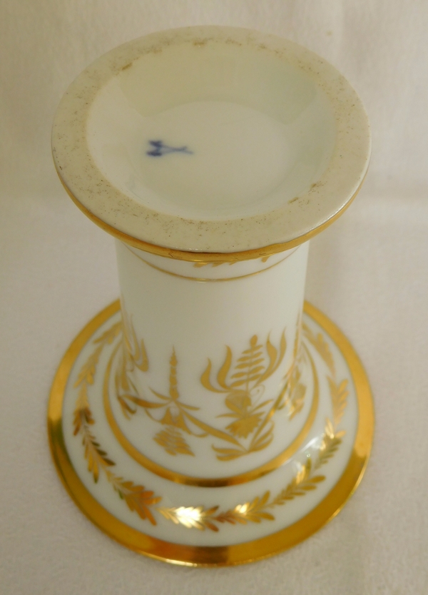 Locré : petit vase en porcelaine dorée à l'or fin, époque Empire