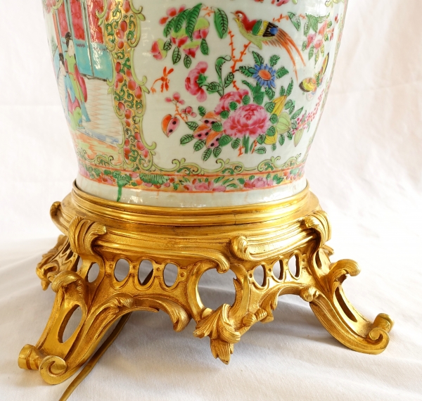 Tall Canton porcelain and ormolu lamp base or potiche, China, 19th century - 75cm