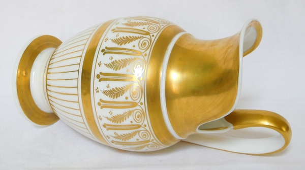 Pot à lait de style Empire en porcelaine de Paris dorée à l'or fin, époque milieu XIXe