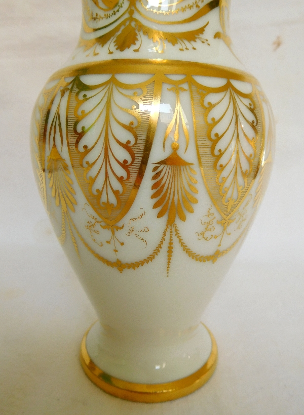 Paris porcelain milk jug, Empire production, decorated with gilt palm leaves