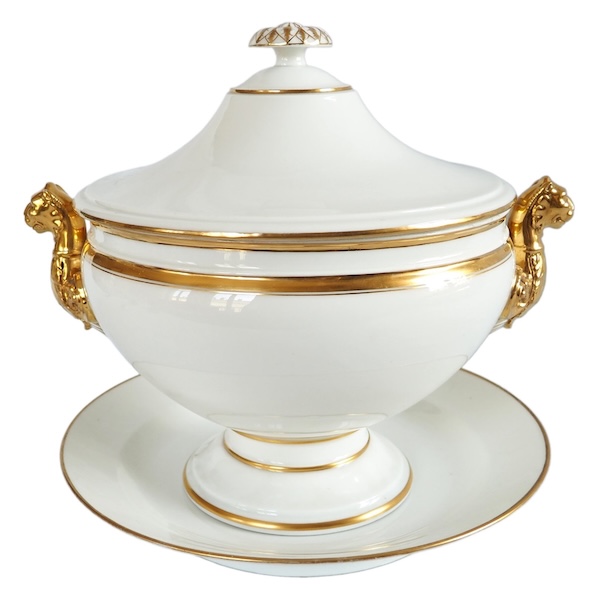 Nast : Empire Paris porcelain soup tureen enhanced with fine gold - early 19th century