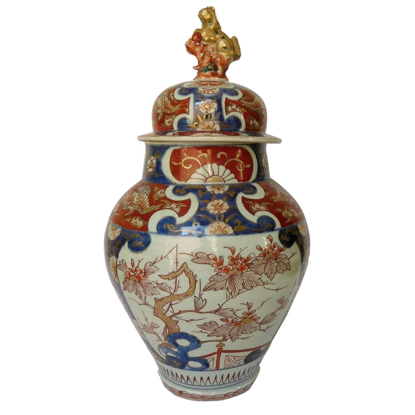 Tall Imari porcelain potiche, late 19th century - 49cm