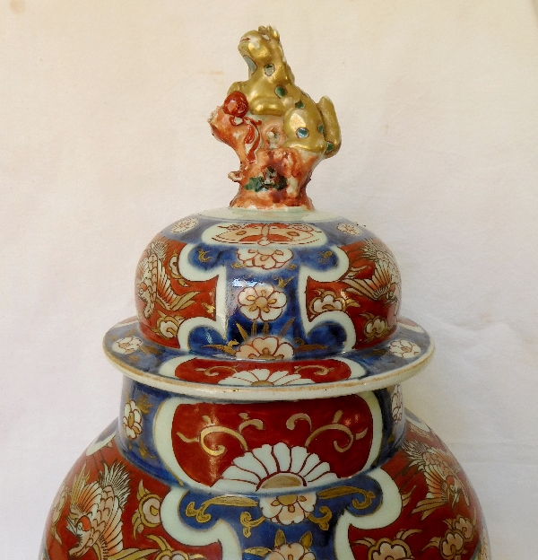 Tall Imari porcelain potiche, late 19th century - 49cm