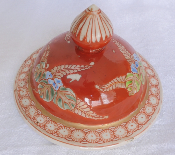 Grande potiche en porcelaine de Chine d'époque XIXe, décor au phoenix rouge et or