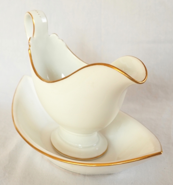 Nast : Empire porcelain gravy boat enhanced with fine gold - early 19th century
