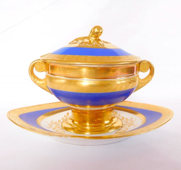 Sucrier ou saucière Empire en porcelaine bleue et or, Manufacture Schoelcher