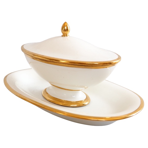 Sevres porcelain sauce boat enhanced with fine gold - early 19th century - 1820 - signée