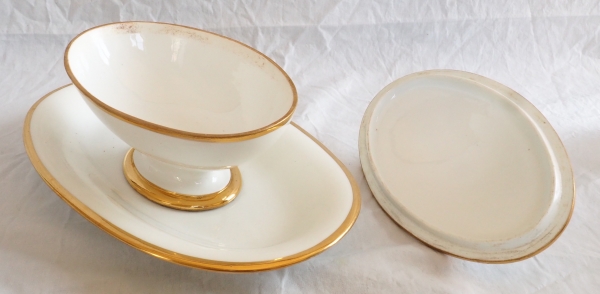 Sevres porcelain sauce boat enhanced with fine gold - early 19th century - 1820 - signée