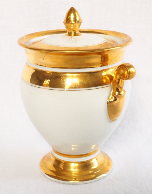 Paris porcelain coffee set enhanced with fine gold : coffee pot, sugar pot, milk jug