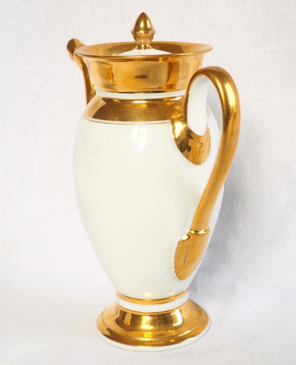 Paris porcelain coffee set enhanced with fine gold : coffee pot, sugar pot, milk jug